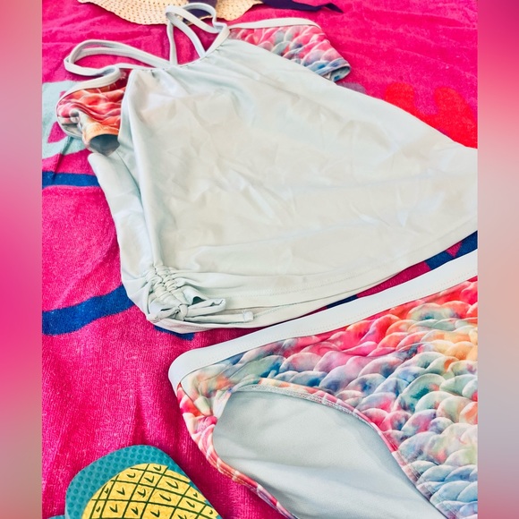 🚨3/$15 *Girls* Modest Style 2Piece Tankini w Relaxed Fit Top over a Bralette - Picture 2 of 6